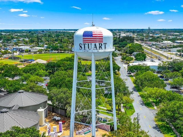 41 SW Seminole Street 206, Stuart, FL 34994