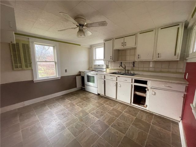 6235 East Avon Lima Road, Avon, NY 14414