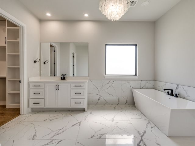 3211 E 169th Street S, Bixby, OK 74008