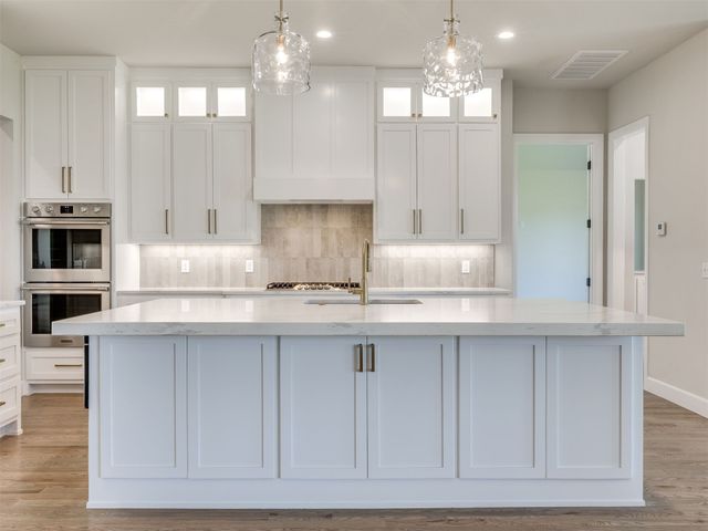 3211 E 169th Street S, Bixby, OK 74008