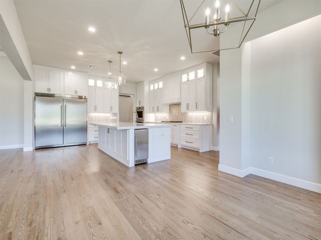 3211 E 169th Street S, Bixby, OK 74008