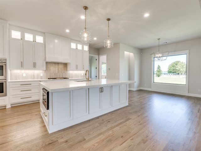 3211 E 169th Street S, Bixby, OK 74008