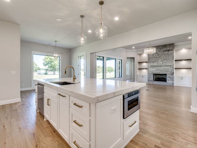 3211 E 169th Street S, Bixby, OK 74008