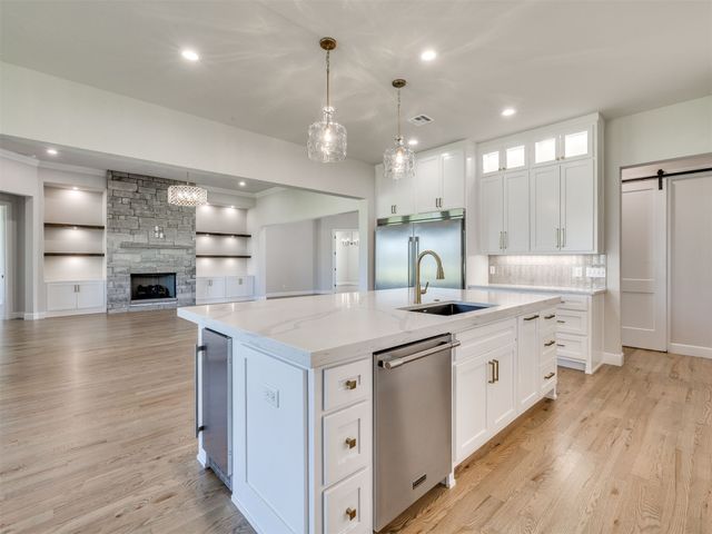 3211 E 169th Street S, Bixby, OK 74008