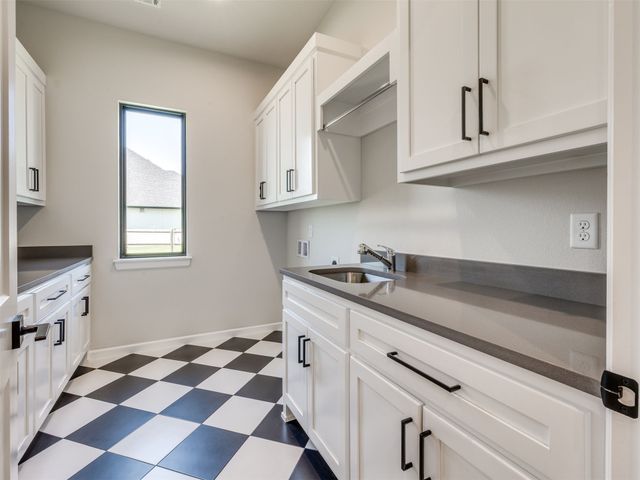 3211 E 169th Street S, Bixby, OK 74008