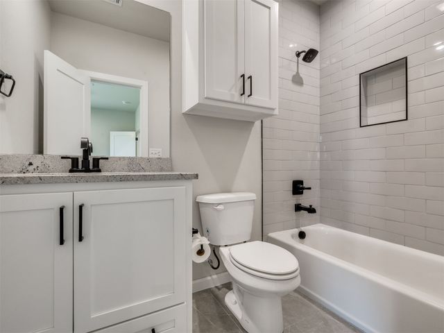 3211 E 169th Street S, Bixby, OK 74008