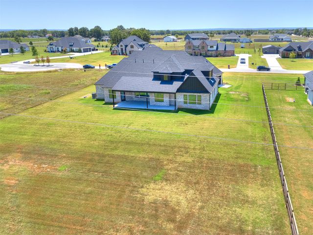 3211 E 169th Street S, Bixby, OK 74008