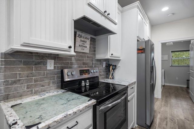 4811 Bacle Rd, Longview, TX 75604