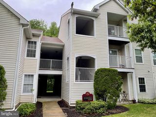 124 WALDEN CIR, Robbinsville, NJ 08691