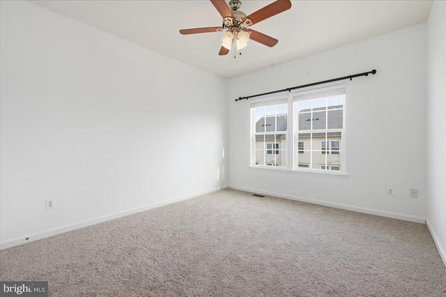 7411 BRUNSON CIR, Gainesville, VA 20155