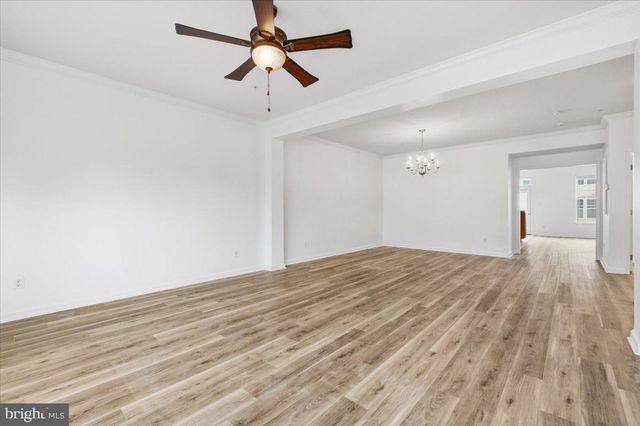 7411 BRUNSON CIR, Gainesville, VA 20155