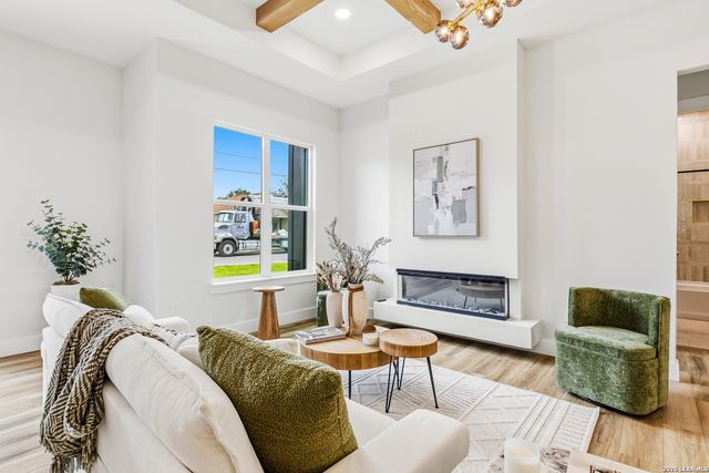 915 Potomac, San Antonio, TX 78202