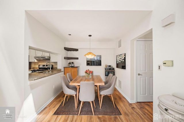 1307 Commons At Kingswood Drive, East Brunswick, NJ 08816