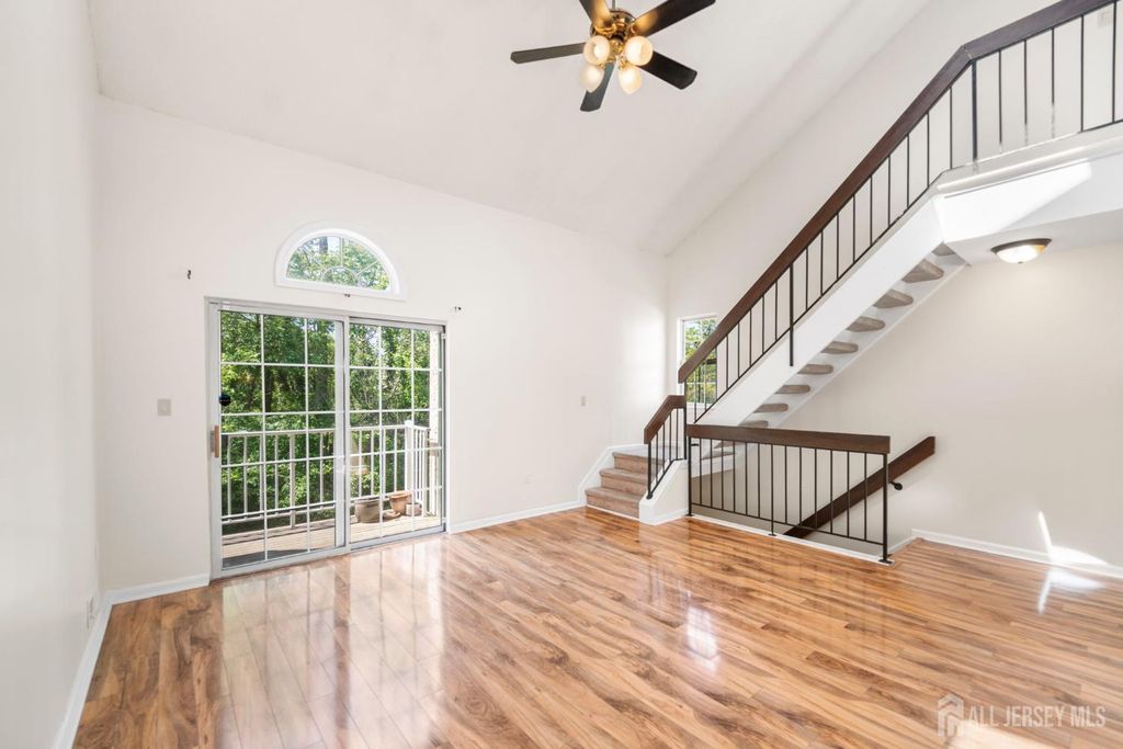 1307 Commons At Kingswood Drive, East Brunswick, NJ 08816