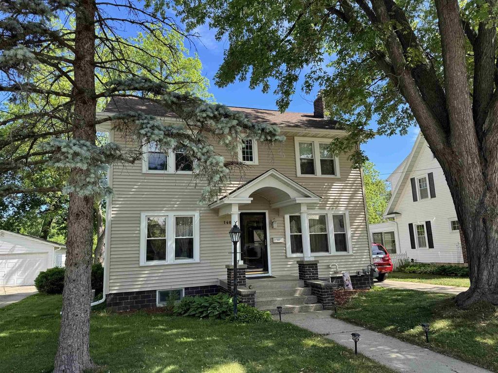 1407 Sharon Street, Janesville, WI 53545