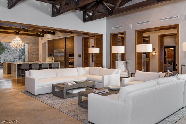 5 PROMONTORY POINTE Lane, Las Vegas, NV 89135