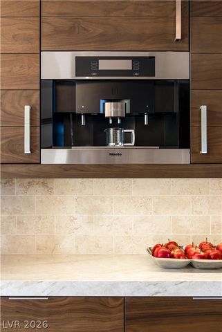 5 PROMONTORY POINTE Lane, Las Vegas, NV 89135