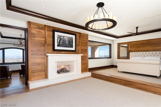 5 PROMONTORY POINTE Lane, Las Vegas, NV 89135