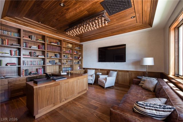 5 PROMONTORY POINTE Lane, Las Vegas, NV 89135