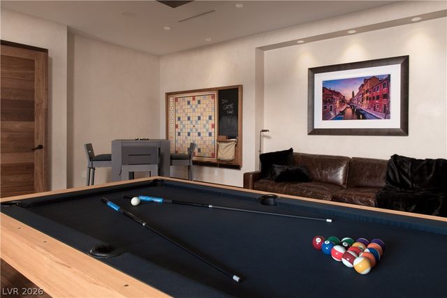 5 PROMONTORY POINTE Lane, Las Vegas, NV 89135