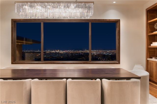 5 PROMONTORY POINTE Lane, Las Vegas, NV 89135