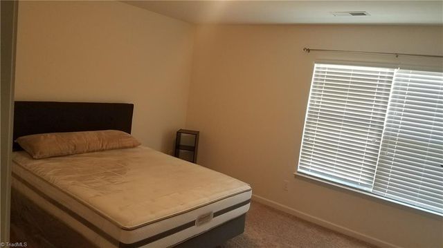 3267 Grandview Club Road, Pfafftown, NC 27040
