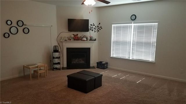 3267 Grandview Club Road, Pfafftown, NC 27040