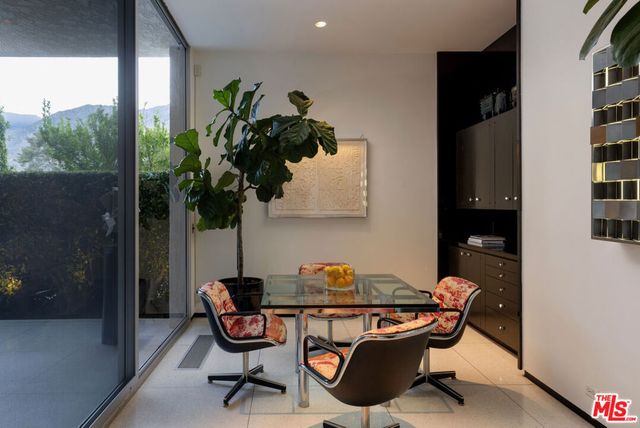 1255 E Via Estrella, Palm Springs, CA 92264