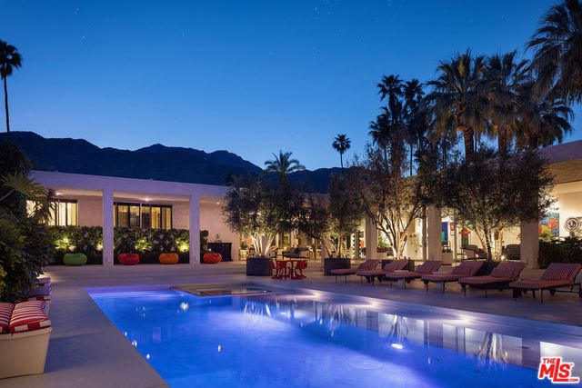 1255 E Via Estrella, Palm Springs, CA 92264