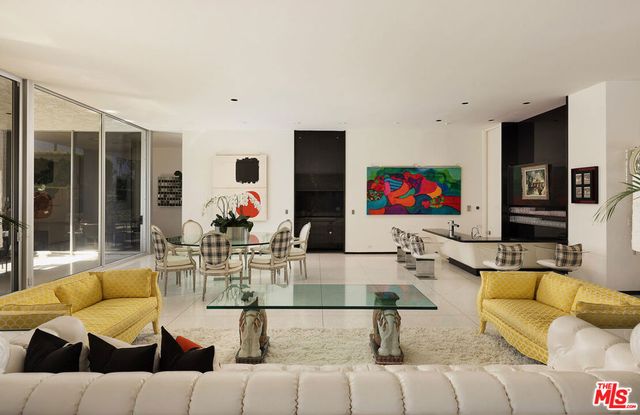1255 E Via Estrella, Palm Springs, CA 92264