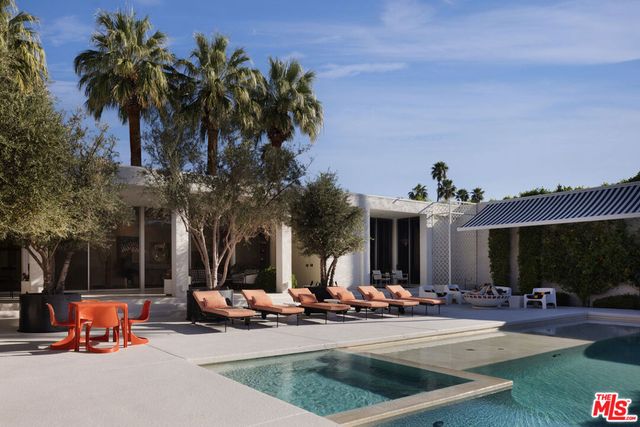 1255 E Via Estrella, Palm Springs, CA 92264