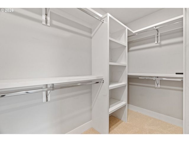 10415 Sw 46TH Pl A, Portland, OR 97219