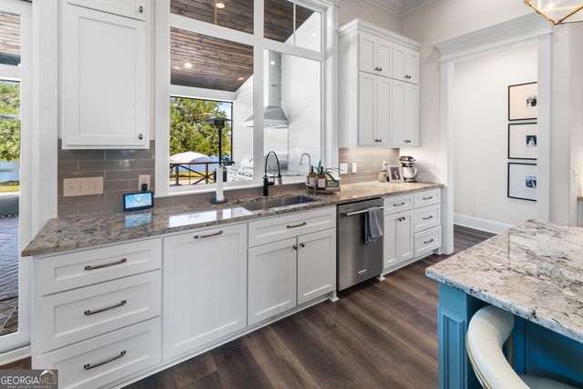 498 Walter L. Dasher Road, Glennville, GA 30427