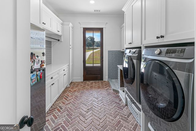 498 Walter L. Dasher Road, Glennville, GA 30427