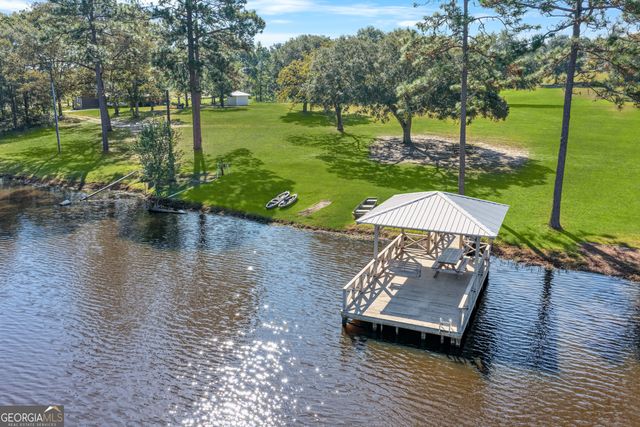 498 Walter L. Dasher Road, Glennville, GA 30427