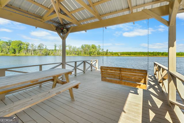 498 Walter L. Dasher Road, Glennville, GA 30427