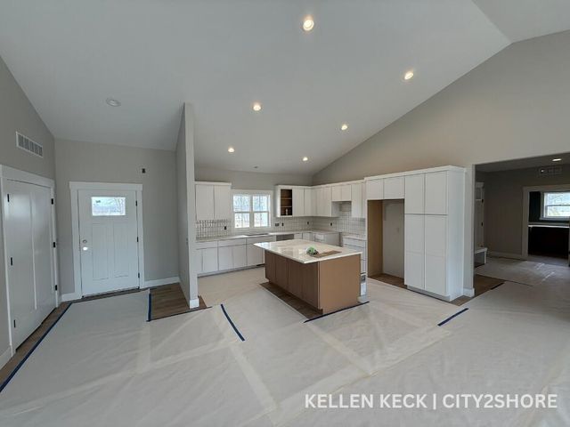 11325 Bancroft Way, Alto, MI 49302