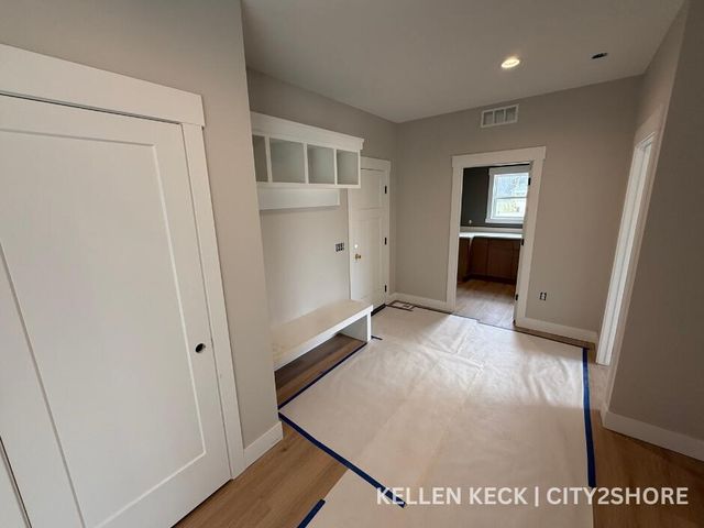 11325 Bancroft Way, Alto, MI 49302