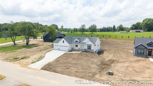 11325 Bancroft Way, Alto, MI 49302