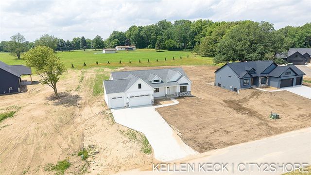 11325 Bancroft Way, Alto, MI 49302