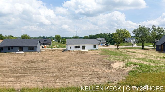 11325 Bancroft Way, Alto, MI 49302