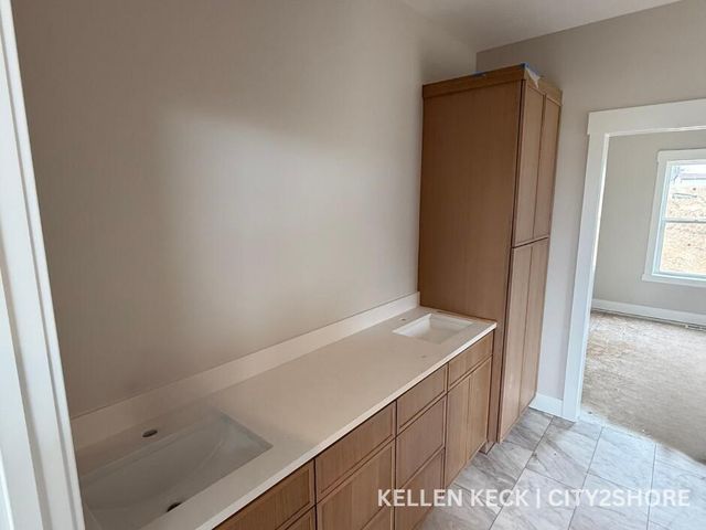 11325 Bancroft Way, Alto, MI 49302