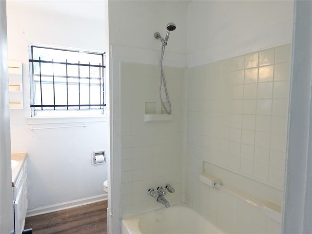 8022 Woodlyn Road, Houston, TX 77028