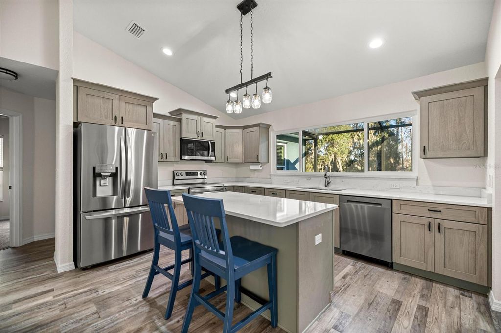 Image 10 of property listing at 3411 W CYPRESS DRIVE, Dunnellon, FL 34433