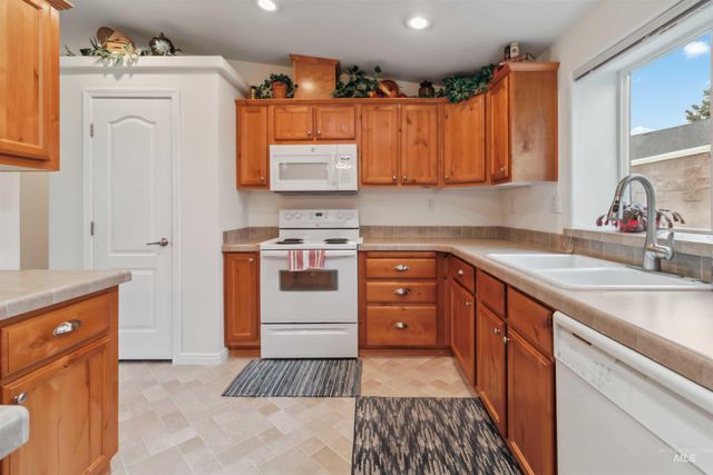 421 S Curtis #23 #23, Boise, ID 83705