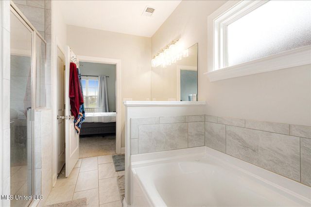 4943 W Margarette Circle, Olive Branch, MS 38654