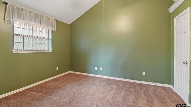 15360 Wagon Wheel Drive, Chandler, TX 75758