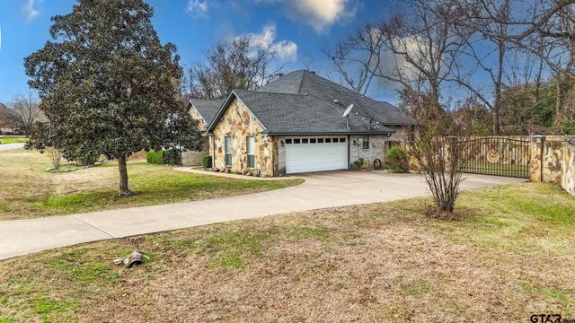 15360 Wagon Wheel Drive, Chandler, TX 75758