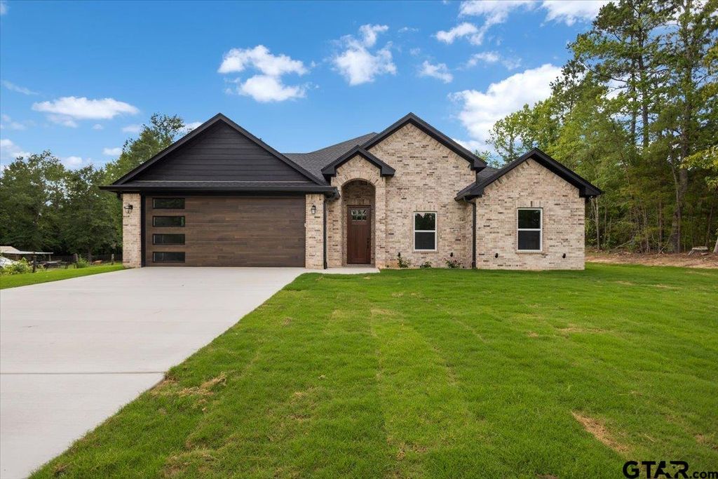187 County Road 25, Tyler, TX 75705