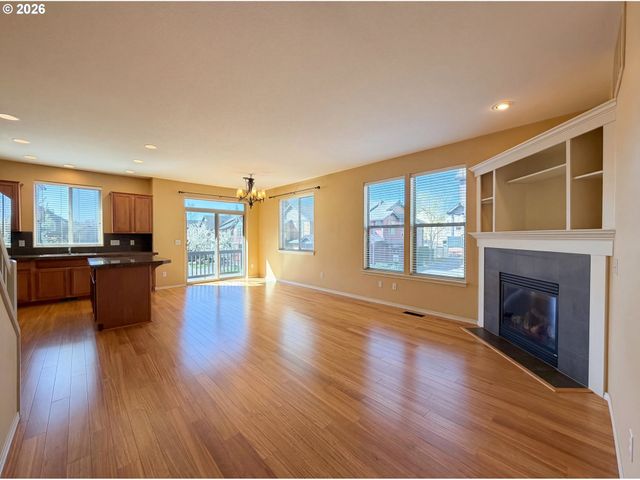 1402 Ne EDGEFIELD St, Hillsboro, OR 97124